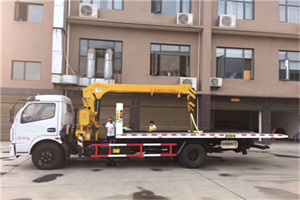 翠峦附近汽车轮胎更换