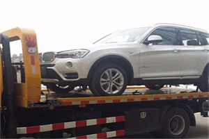 翠峦拖车24小时服务电话